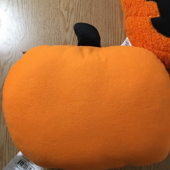 New Bundle 2 Halloween Black/Orange Pumpkin Decorative Pillows size 15”x12”x5.5” - Picture 8 of 8